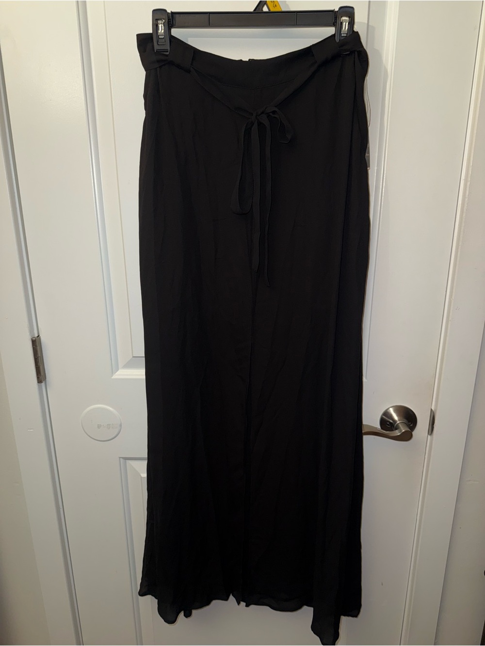 NWT Forever 21 Contemporary Black Maxi Wrap Skirt Size Large